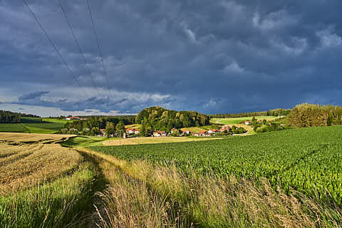 Gemeinde Reischach Landkreis Altötting Waldberg Wolkenstimmung (Dirschl Johann) Deutschland AÖ